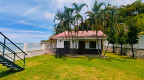 Beach-Front Mini-Chalet - Private Beach Access, KTV, Seaview Pool, BBQ and Beyond!